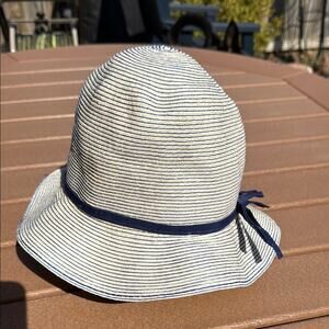 The Hats Company by Filippo Catarzi Bucket Hat with Navy Ribbon